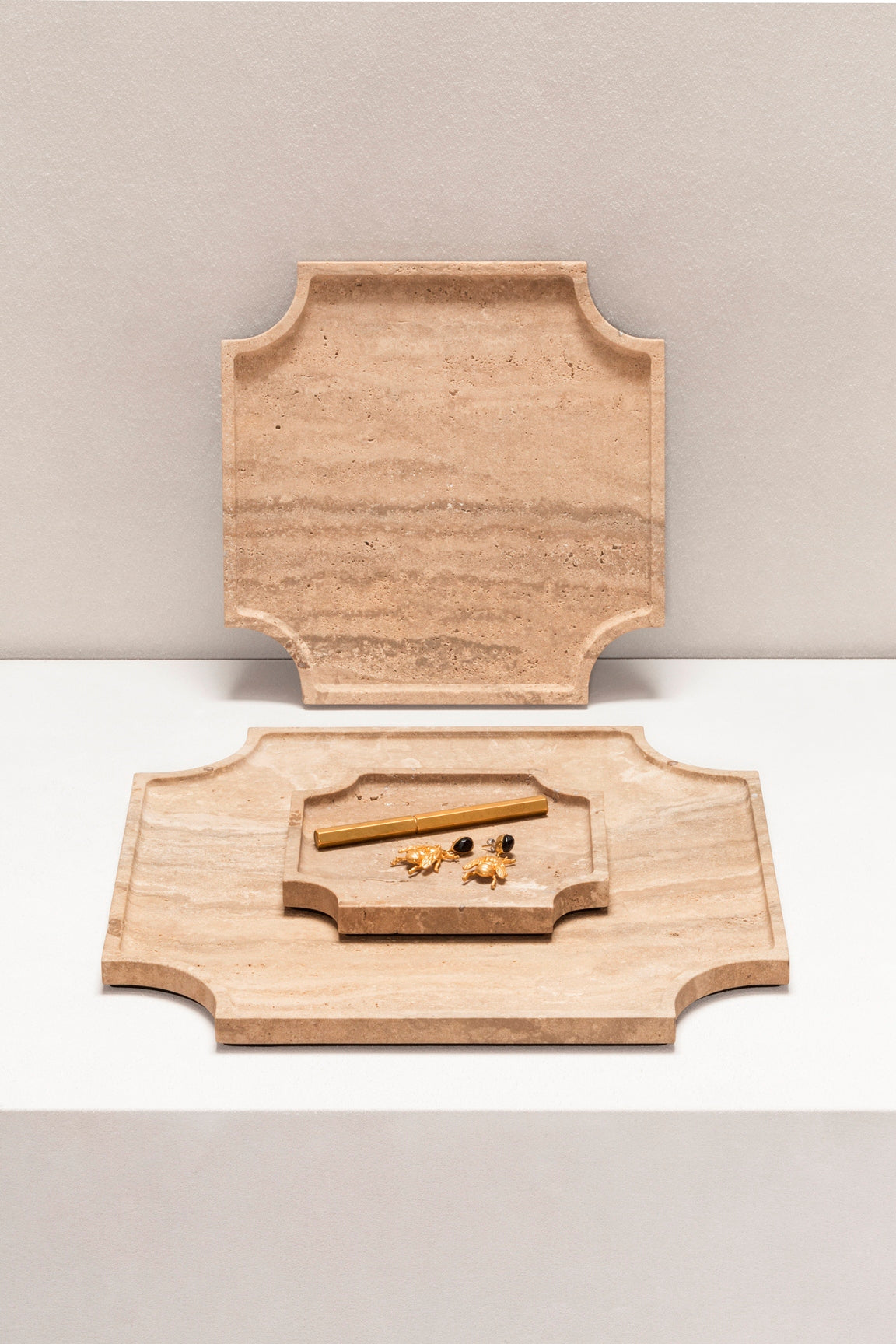 Giobagnara x Stephane Parmentier Vitruvio Marble Valet Tray | Luxury Trays, Valet Trays, Decorative Trays | 2Jour Concierge, #1 luxury high-end gift & lifestyle shop