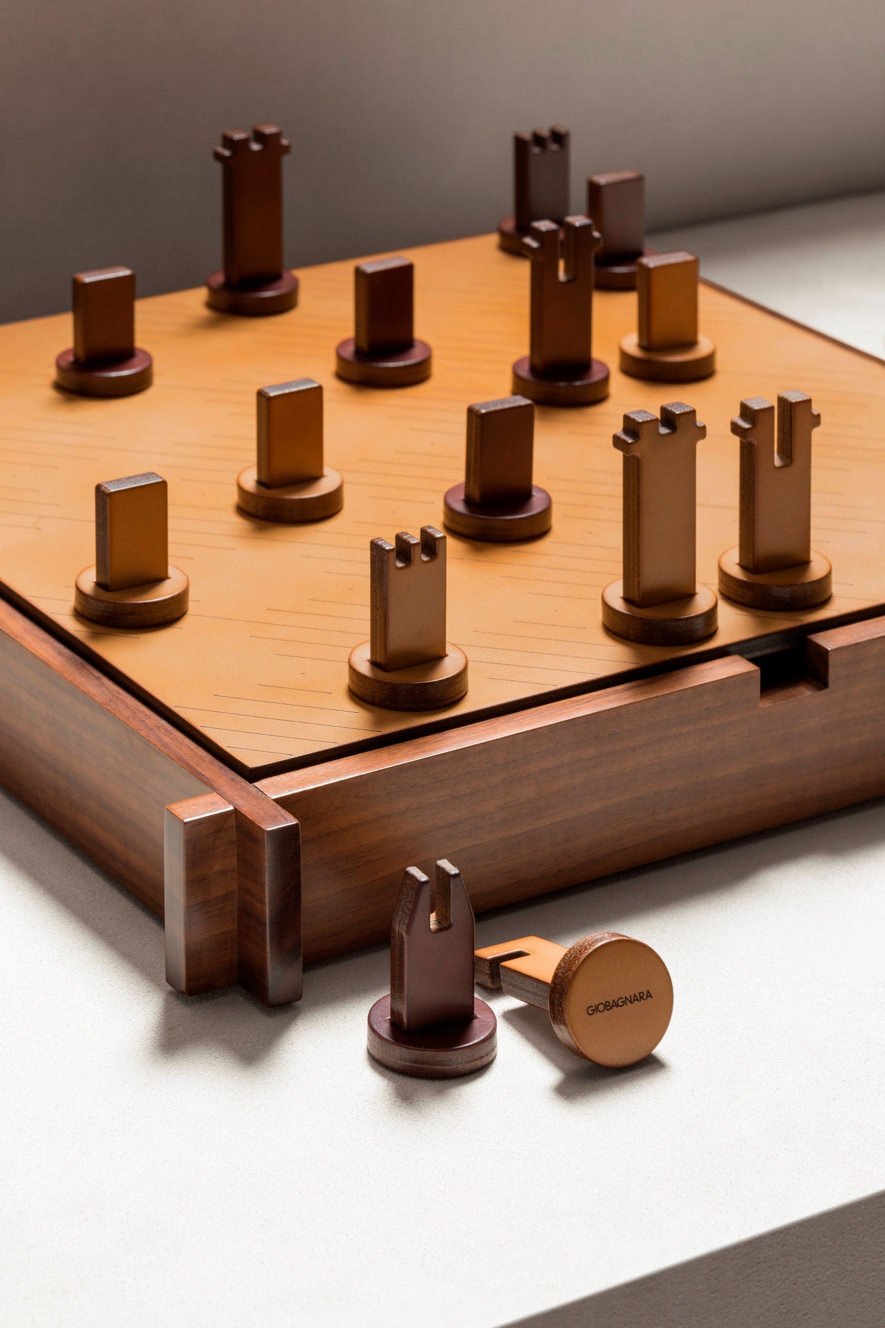 Giobagnara Structura Triple Game Box (Chess, Draughts, Muehle) | Luxury Board Games, Family Games, Classic Games & Gift Games | 2Jour Concierge, #1 luxury high-end gift & lifestyle shop