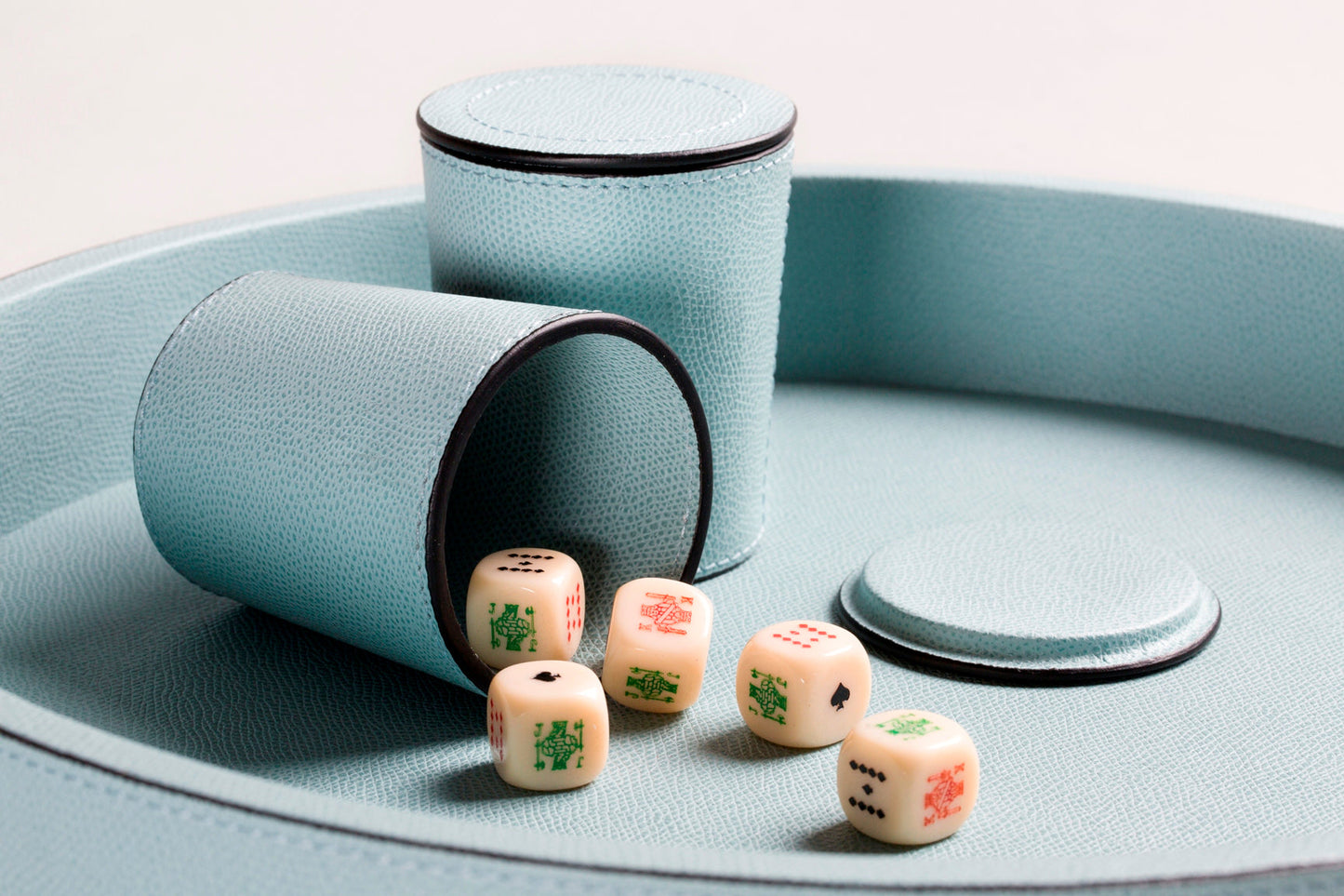 Giobagnara Arena Monochrome Dice Set | Leather-Covered Wood Dice Tray | Includes 2 Leather Dice Cups | Comes with 5 Standard Dice and 5 Poker Dice | Elevate Your Gaming Experience in Style | Available at 2Jour Concierge, #1 luxury high-end gift & lifestyle shop