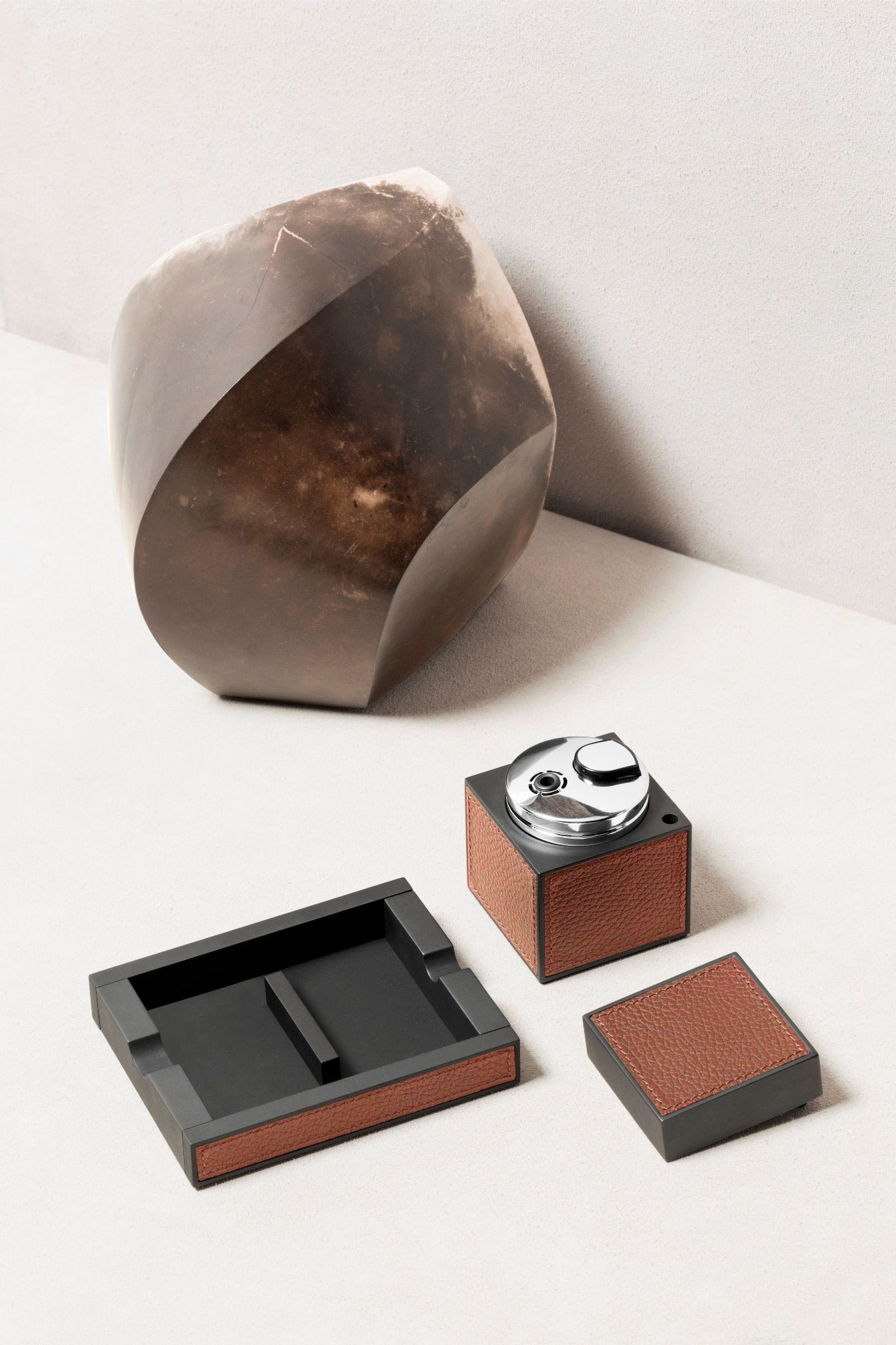 Giobagnara Curzio Leather-Covered Ashtray | Luxury Cigar and Smoking Accessories, Sophisticated Tabletop Decor & Gift Items | 2Jour Concierge, #1 luxury high-end gift & lifestyle shop