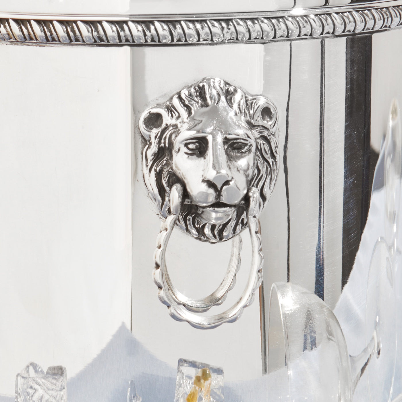 Regina Anna versilberter Eiskübel