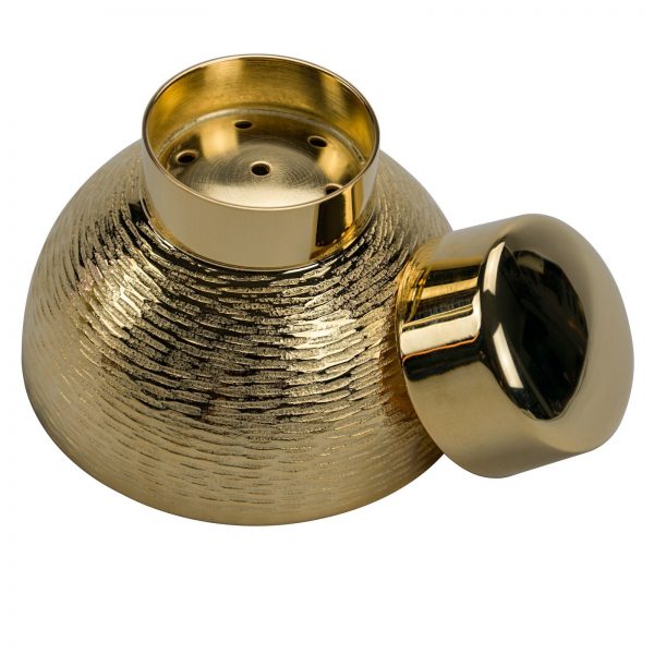 Zanetto Corteccia Gold-Plated Cocktail Shaker | Exquisite Design, High-Quality Craftsmanship | Stylish Addition to Your Barware Collection | Explore a Range of Luxury Bar Accessories at 2Jour Concierge, #1 luxury high-end gift & lifestyle shop