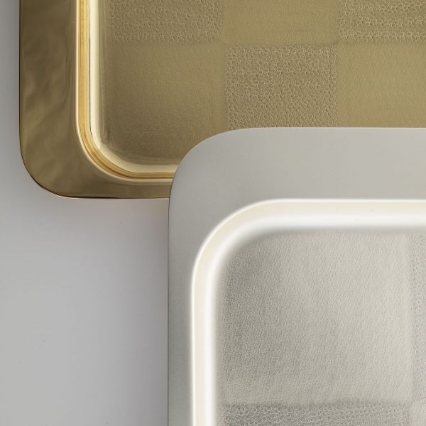 Patch Metal Tray Rectangular with Varnished Surface