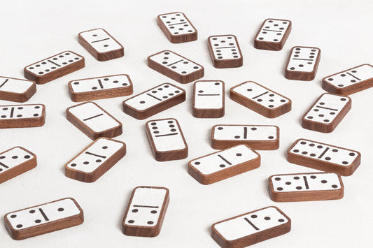 Step-by-step Guide: How to Play Dominoes