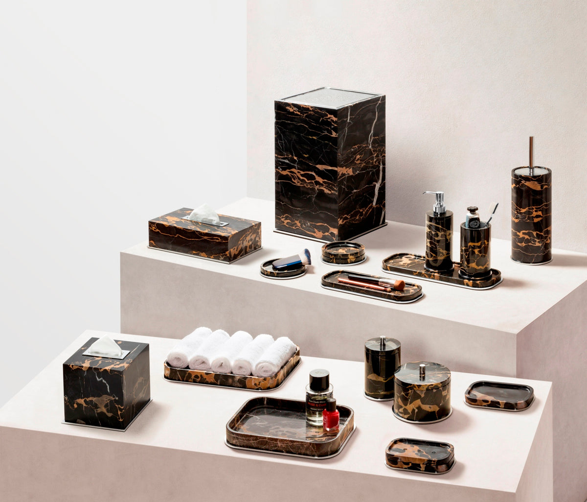 Positano Marble Bathroom Set | Giobagnara
