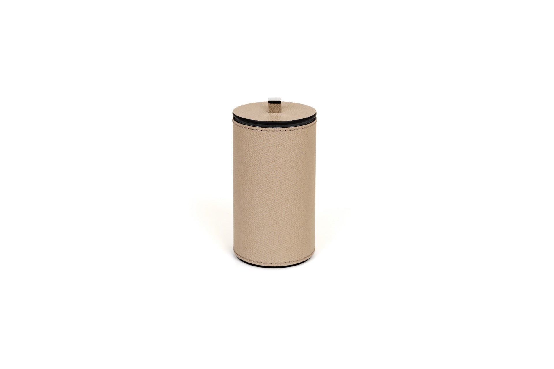Pinetti | Poseidon Leather-Covered Box with Lid: Leather box with lid in square and round formats, chrome or shiny gold | Bathroom | 2Jour Concierge, your luxury lifestyle shop | luxury bathroom box, leather box with lid, Pinetti bathroom set, Poseidon collection, Italian luxury bathroom, designer vanity box, chrome gold bathroom accessories, premium bathroom organiser