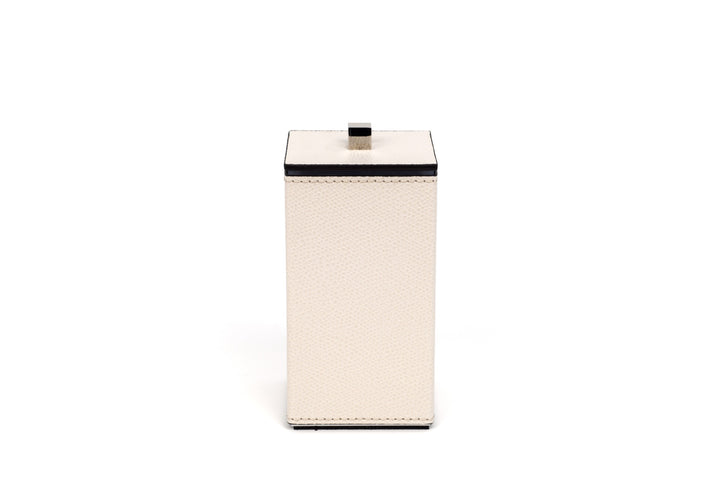 Pinetti | Poseidon Leather-Covered Box with Lid: Leather box with lid in square and round formats, chrome or shiny gold | Bathroom | 2Jour Concierge, your luxury lifestyle shop | luxury bathroom box, leather box with lid, Pinetti bathroom set, Poseidon collection, Italian luxury bathroom, designer vanity box, chrome gold bathroom accessories, premium bathroom organiser