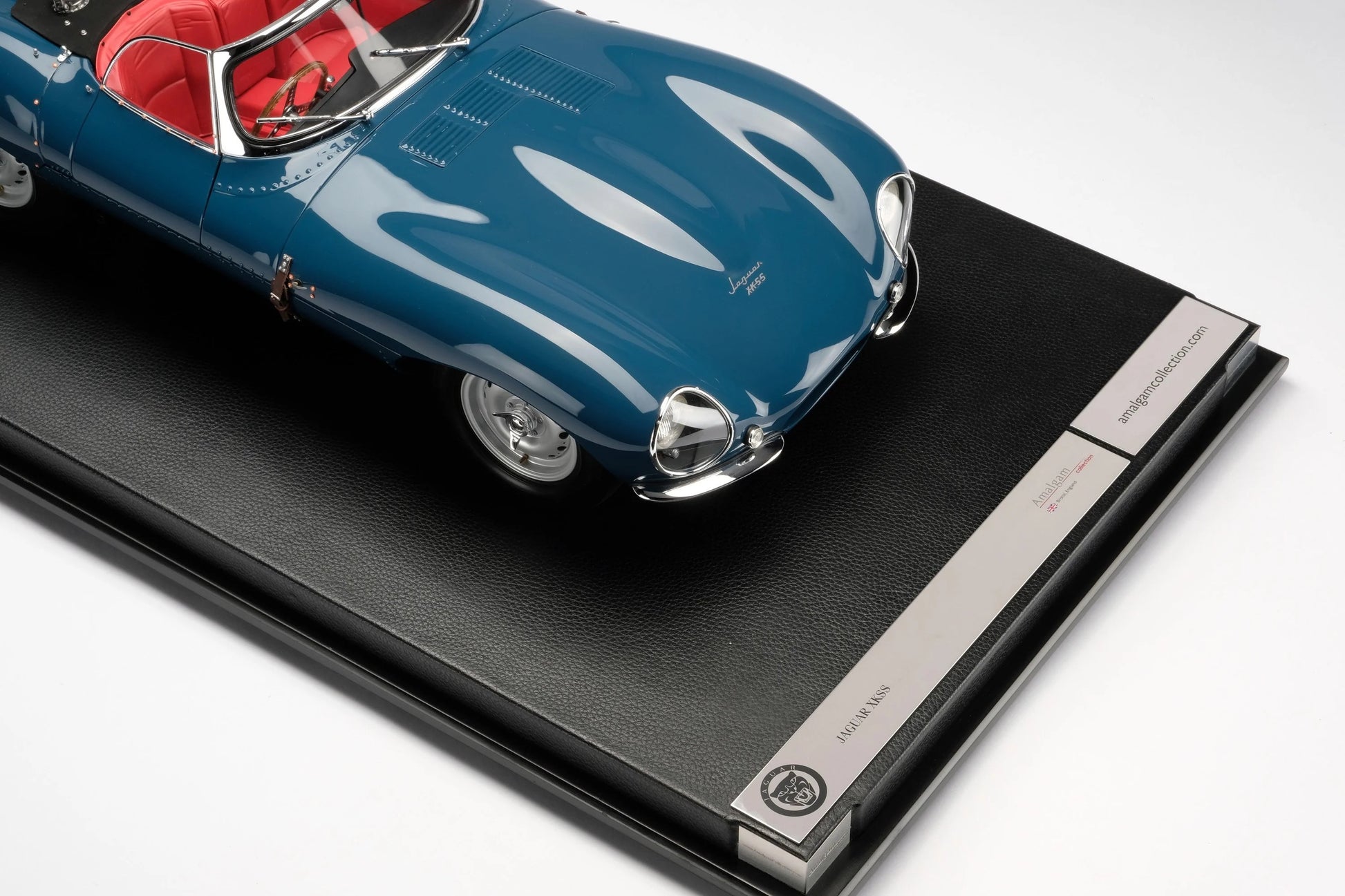 Amalgam Collection Jaguar XKSS 1:8 Model Car | Exquisite Collector's Edition, Precision-Crafted Replica of Classic Icon | 2Jour Concierge, #1 luxury high-end gift & lifestyle shop