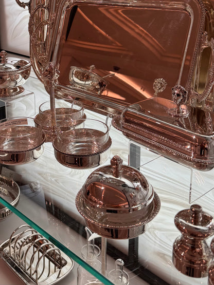 Zanetto Regina Anna | Individual Butter Holder: Silver-plated metal with crystal glass and smooth, shiny finish, ideal for single-serve butter portions | Tableware & Serveware / Butter Dishes | 2Jour Concierge, your luxury lifestyle shop