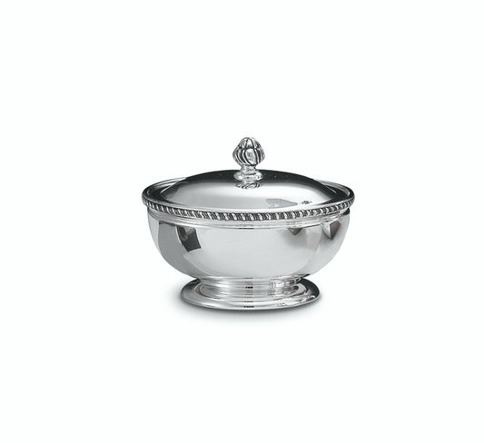 Zanetto Regina Anna | Sugar Basin: Silver-plated metal with smooth & shiny finish, ideal for serving sugar elegantly | Tableware & Serveware / Sugar Basins | 2Jour Concierge, your luxury lifestyle shop