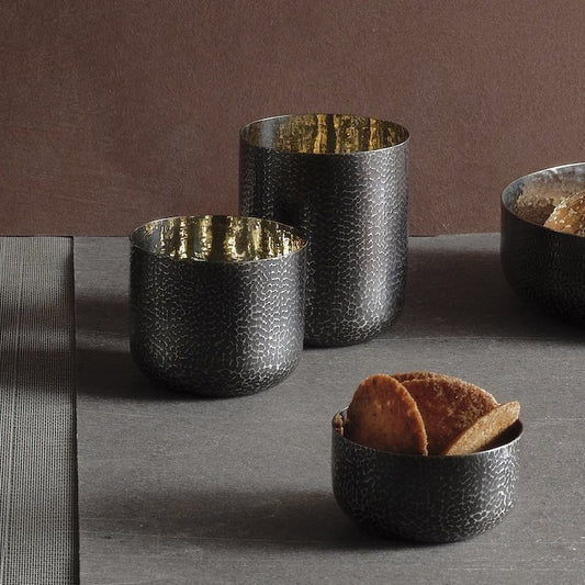 Zanetto New York Bronze Noir Small Bowl with Tartaruga Texture and Matte Finish | Small Bowl: Bronze Noir bowl with Tartaruga texture and matte finish, perfect for serving nuts, olives or condiments with sophisticated warmth | Tableware & Serveware / Bowls | 2Jour Concierge, your luxury lifestyle shop 