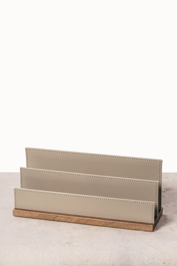 Rabitti 1969 Pienza Saddle Leather and Walnut Wood Envelope Holder | Elegant Desk Organizer | Made with Premium Leather and Walnut Wood | Coordinates Perfectly with the Pienza Desk Set | Discover More Luxury Desk Accessories at 2Jour Concierge, #1 luxury high-end gift & lifestyle shop
