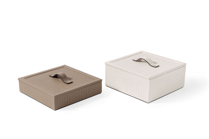 Pinetti | Mati Leather Square Box with Lid: Wood base covered in leather, small leather handle, available in short and tall | Livingroom | 2Jour Concierge, your luxury lifestyle shop | luxury box, Pinetti Mati, leather box with lid, Italian luxury box, designer leather box, woven leather box