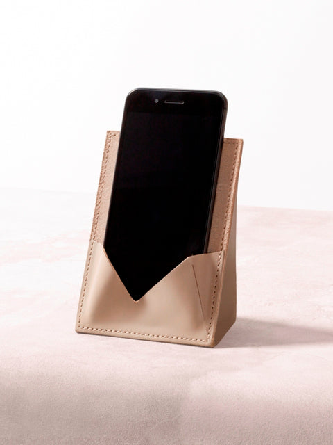 Rabitti 1969 Fold Saddle Leather Pen/Phone Case | Elegant and Functional Case for Pens or Phones | Crafted with High-Quality Saddle Leather | Elevate Your Accessories with Luxury and Style | Explore a Range of Luxury Leather Goods at 2Jour Concierge, #1 luxury high-end gift & lifestyle shop
