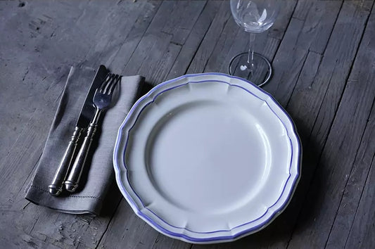 Les Filets Earthenware Dinner Plate with Hand-Painted Rim