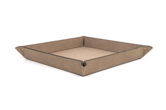 Rechteckige, große Schmuckschale aus Leder mit Ecknieten