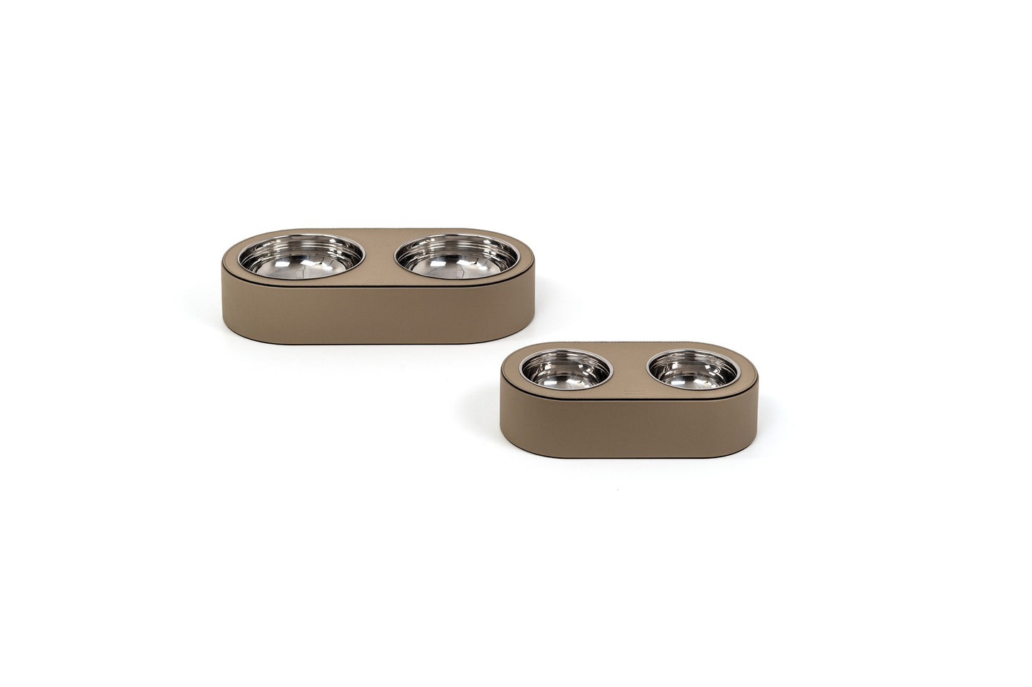 Pinetti Leather-Covered Pet Bowl With Removable Stainless Steel Bowls | Structure covered in leather | Two removable and washable stainless steel bowls | Available in two sizes | Discover Luxury Lifestyle Accessories at 2Jour Concierge, #1 luxury high-end gift & lifestyle shop