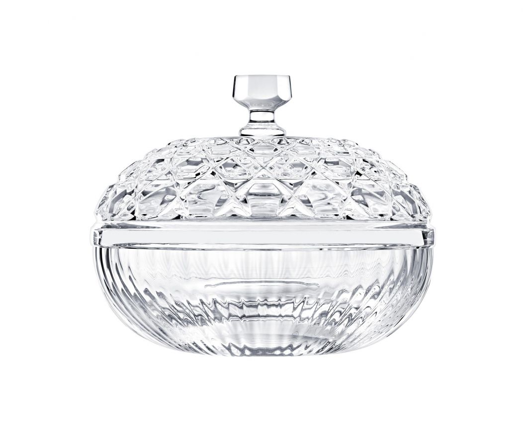 Royal Crystal Box by Saint Louis | Blown and cut at Saint-Louis-lès-Bitche in Moselle, France. Collection: ROYAL. Design: TIMELESS. | Home Decor and Accessories | 2Jour Concierge, your luxury lifestyle shop