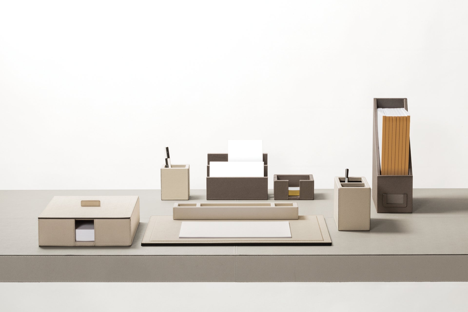 GIOBAGNARA Formix Desk Set - detail 01