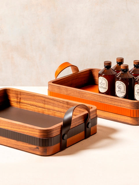 Toiles de Noyer Walnut Wood and Saddle Leather Tray, Rectangular Rounded with Handles