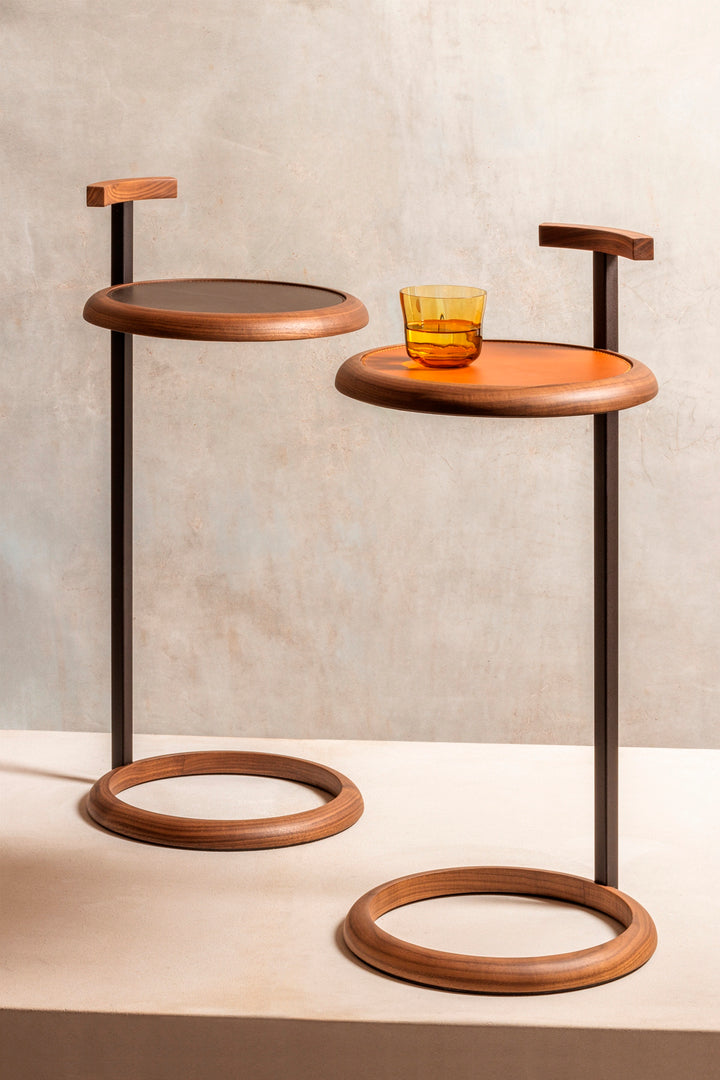 Rabitti 1969 Toiles De Noyer Side Table | A harmonious fusion of walnut wood, burnished bronze stem, and saddle leather insert for a sleek minimalist profile | Elegant and grounded design | Furniture | 2Jour Concierge, your luxury lifestyle shop