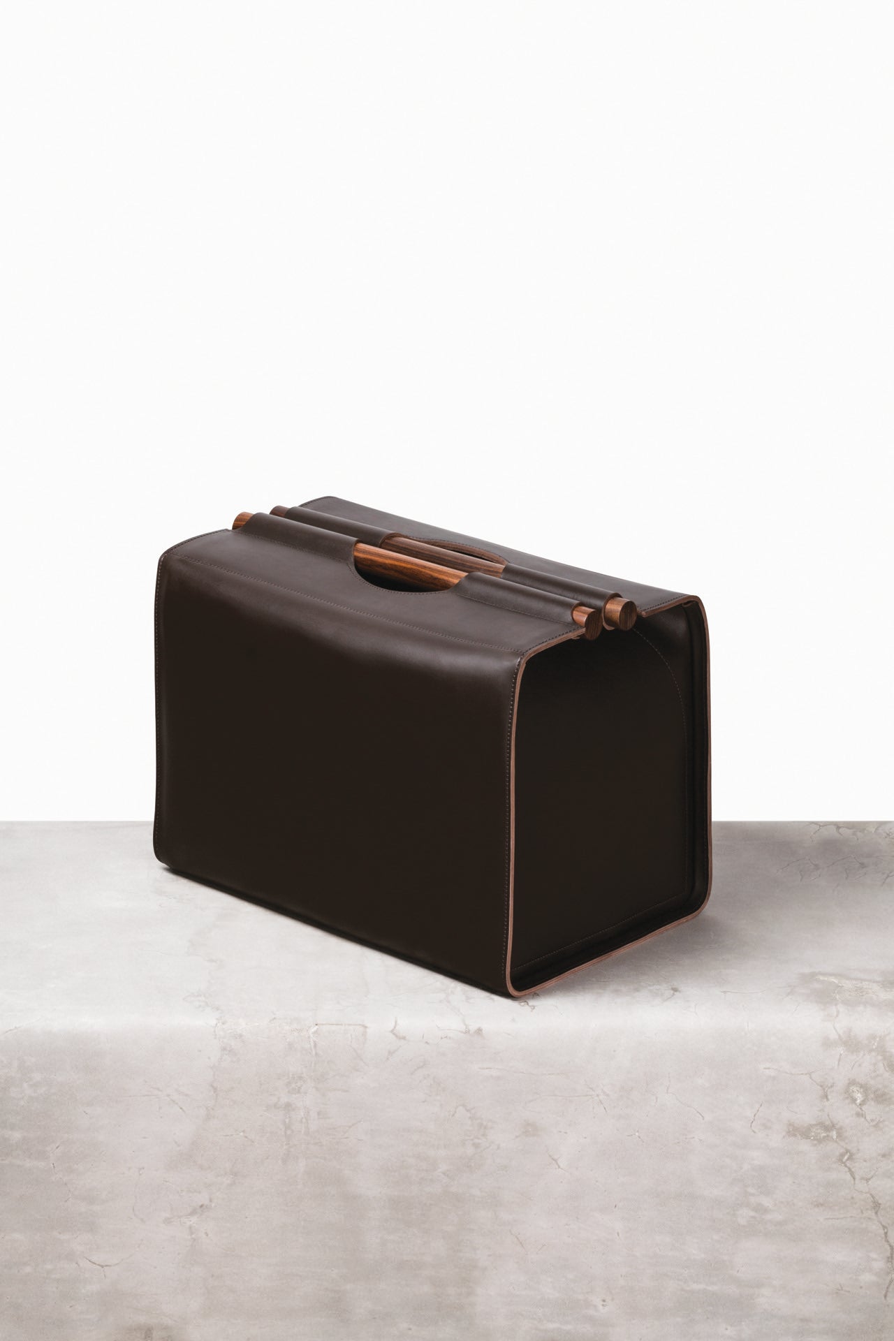 Riviere Jota | Rectangular Basket: Saddle leather with polished handles, offered in two versions — open interior or divided compartments — designed for elegant organisation and display | Storage / Storage Baskets & Boxes | 2Jour Concierge, your luxury lifestyle shop | luxury interiors, hospitality décor, elegant living, designer home accessories, boutique hotels, refined lifestyle, yacht décor, executive interiors