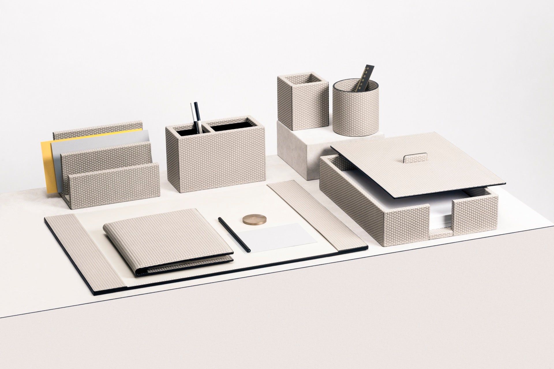 GIOBAGNARA Formix Desk Set - detail 4