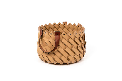 Pinetti × Antonio De Marco Almeria | Hand-Woven Leather Baskets: Eco-friendly washable leather baskets, hand-woven and available in multiple shapes and sizes, ideal for indoor and outdoor use | Storage & Outdoor / Baskets | 2Jour Concierge, your luxury lifestyle shop | luxury interiors, refined living, yacht décor, spa décor, outdoor elegance, boutique hotels, home organization, hospitality décor, office décor