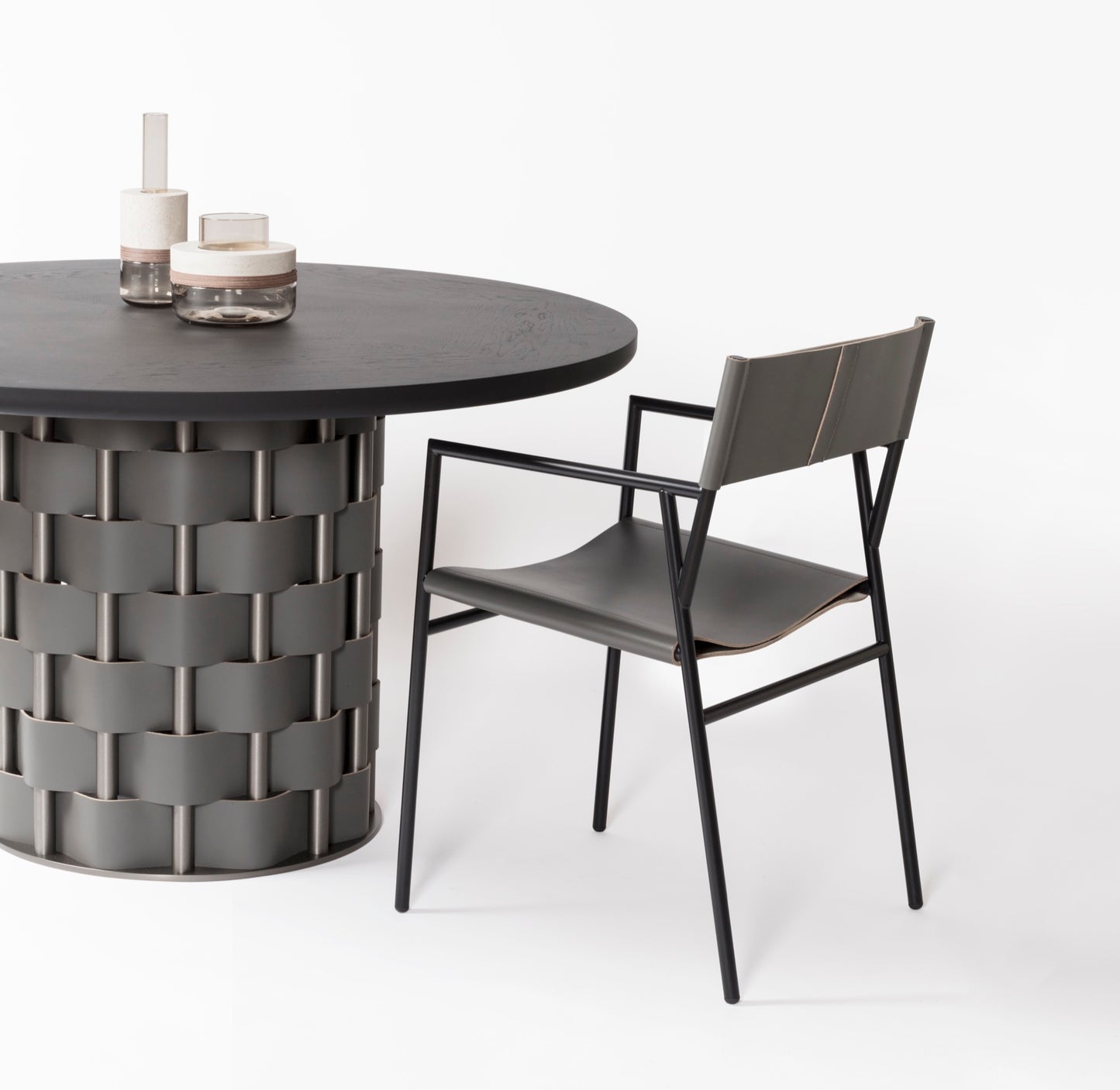 Belvedere Walnut Wood and Saddle Leather Table, Round