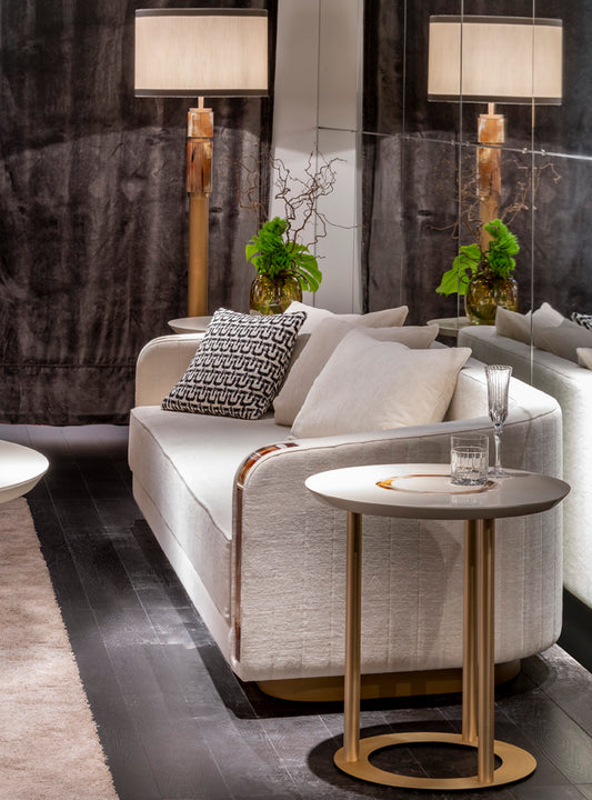 Arcahorn Saturno | Round Side Table: Ivory lacquered wood with horn inlay and satin brass structure, designed as an elegant accent table for refined living and lounge spaces | Furniture / Side Tables | 2Jour Concierge, your luxury lifestyle shop