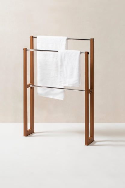 Giobagnara Ludovico Towel Rack | Leather-covered wood structure with metal inserts available in various finishes | Bathroom Accessories | 2Jour Concierge, your luxury lifestyle shop