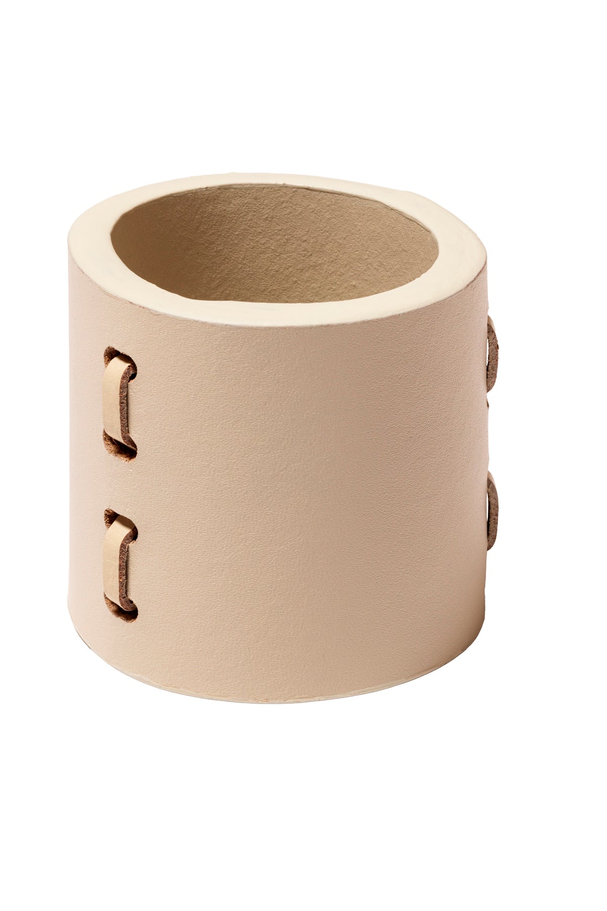 Rivière Barcellona Napkin Ring | Set of 4 napkin rings with braided leather inserts | Table Accessories | 2Jour Concierge, your luxury lifestyle shop