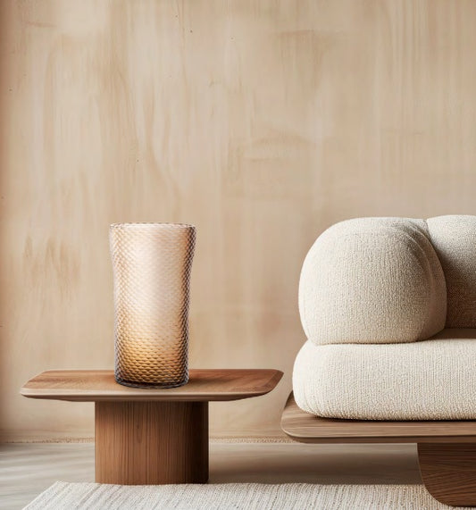 Venini Battuto a nido d’ape Vase | A Murano glass vase designed by Carlo Scarpa in 1940 | Features a textured surface of small, irregular hexagons inspired by natural honeycombs and ancient handcrafted textiles | Cold-sculpted by master glass grinders to create a unique, tactile pattern | Now available in the brand-new Peach variant | A harmonious blend of nature, craftsmanship, and timeless design | Design by Venini | Tableware & decorative objects | 2Jour Concierge, your luxury lifestyle shop