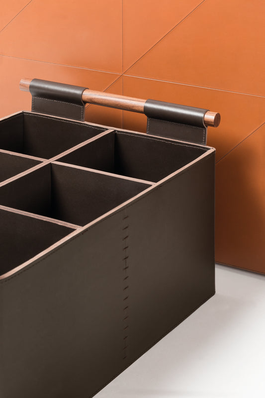 Aufbewahrungskorb aus Beta-Leder mit massiven Palisandergriffen und sechs Trennwänden