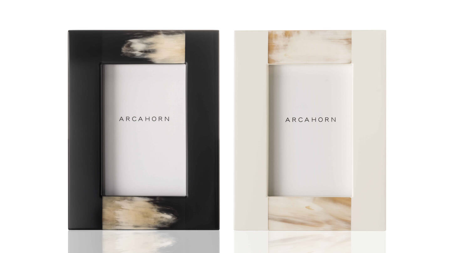 Medea Picture Frame by Arcahorn | Picture frame made of dark horn and wood with a lacquered black gloss finish | Home Decor and Picture Frames | 2Jour Concierge, your luxury lifestyle shop
