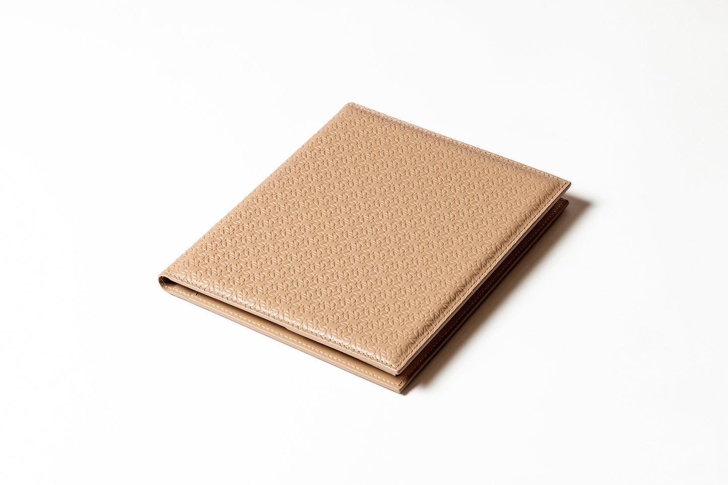 Giobagnara x Elie Saab Monogram Notepad Holder | Padded leather cover featuring the Elie Saab Monogram pattern and suede lining | Includes an elastic pencil holder with pen and a notepad with 70 ivory sheets | Available in small (A6), medium (A5), and large (A4) sizes | Office Accessories | 2Jour Concierge, your luxury lifestyle shop