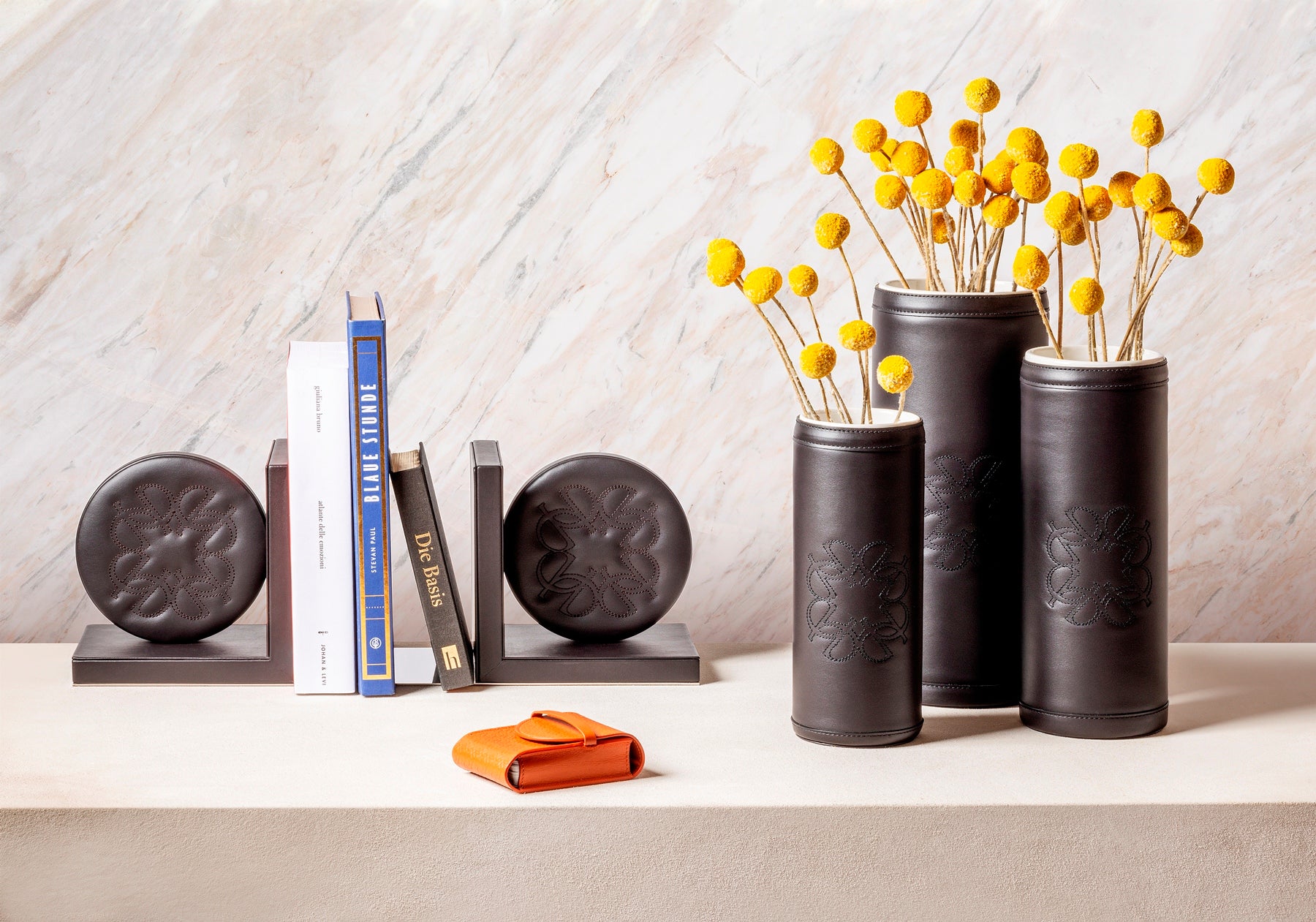 Giobagnara x Elie Saab Ecusson Vase
Ceramic vase with a removable padded leather cover adorned with the Elie Saab stitched Monogram pattern | A sophisticated addition to elevate any space | Home Decor | 2Jour Concierge, your luxury lifestyle shop