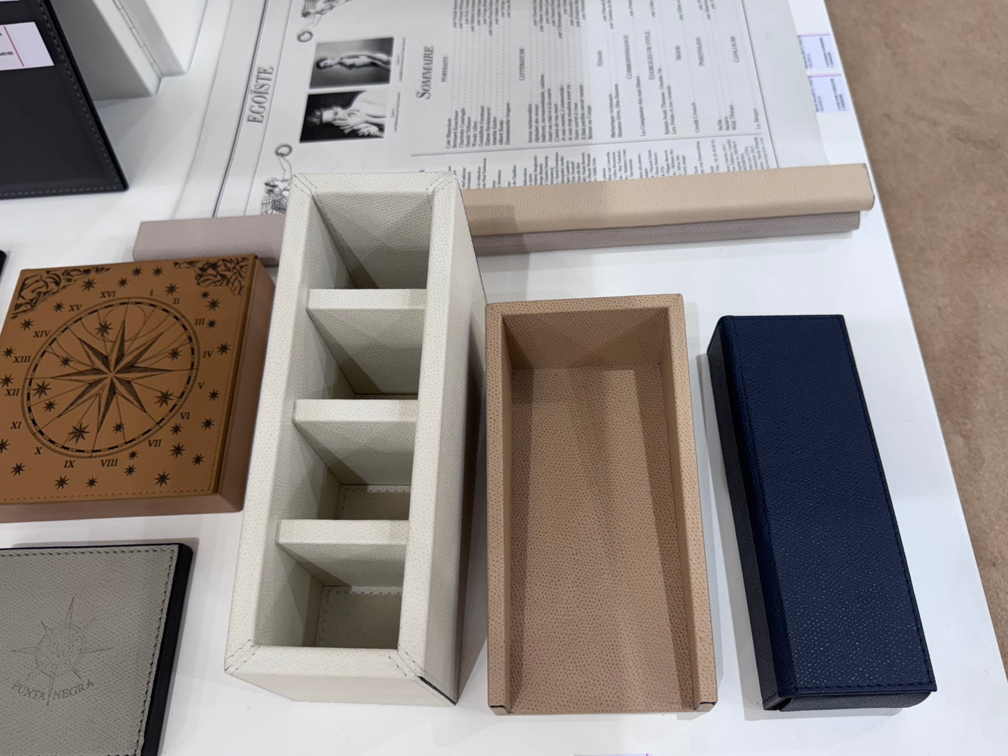 Billy Leather-Covered Wood POS Machine Holder