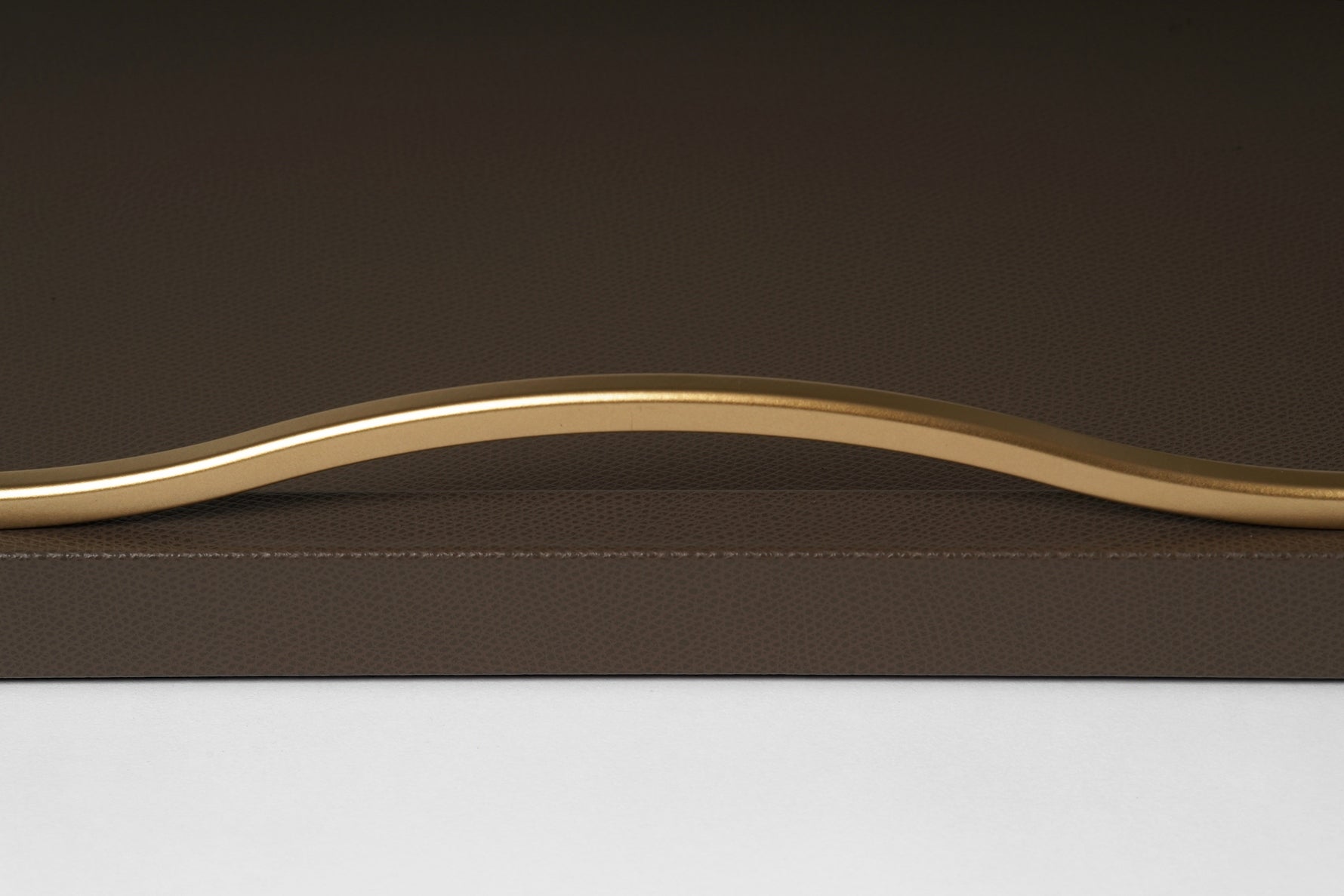 Pinetti Onda | Tray: Leather and wood with curved metal handles in chrome, burnished, or gold-toned finish and matte surface, available in square or rectangular formats, ideal for refined tabletop or lounge service | Tableware & Serveware / Trays | 2Jour Concierge, your luxury lifestyle shop