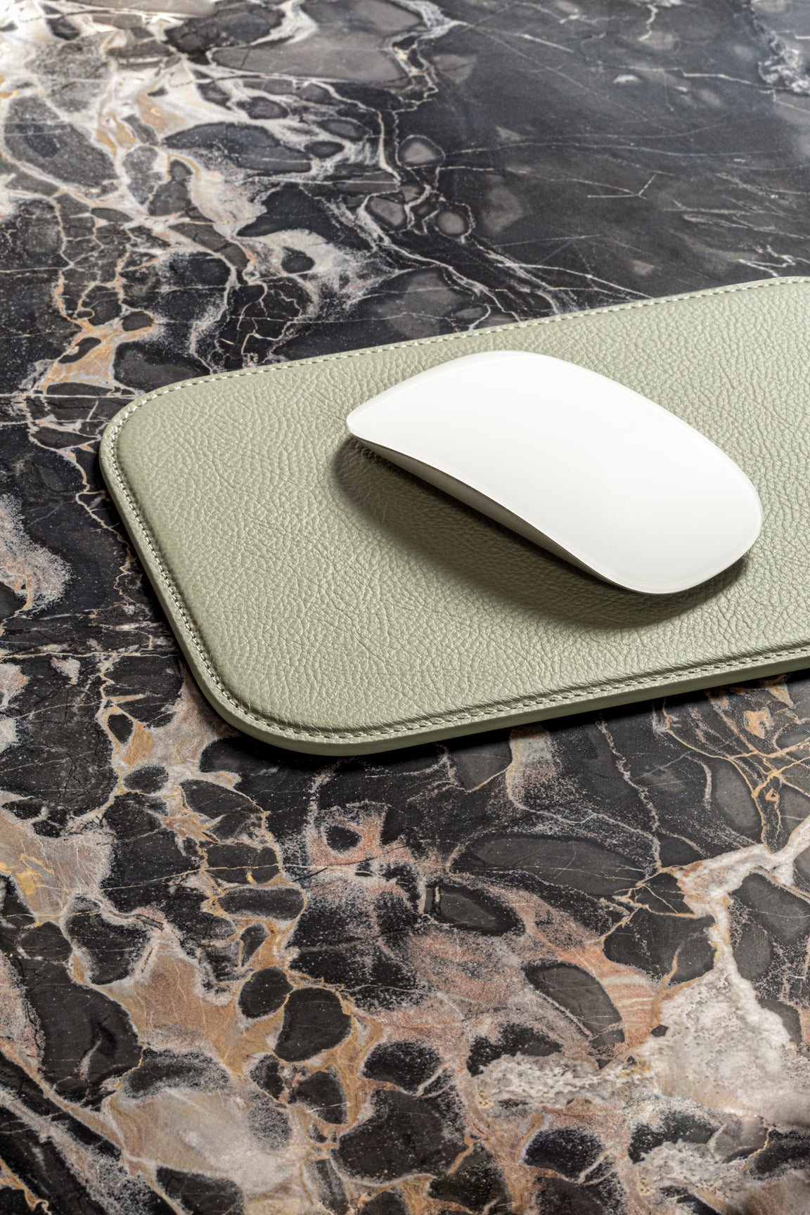 Giobagnara x Poltrona Frau Leather Mouse Pad | Leather-Covered Rigid Mouse Pad | Made in Pelle Frau® Leather | Explore Premium Office Accessories at 2Jour Concierge, #1 luxury high-end gift & lifestyle shop