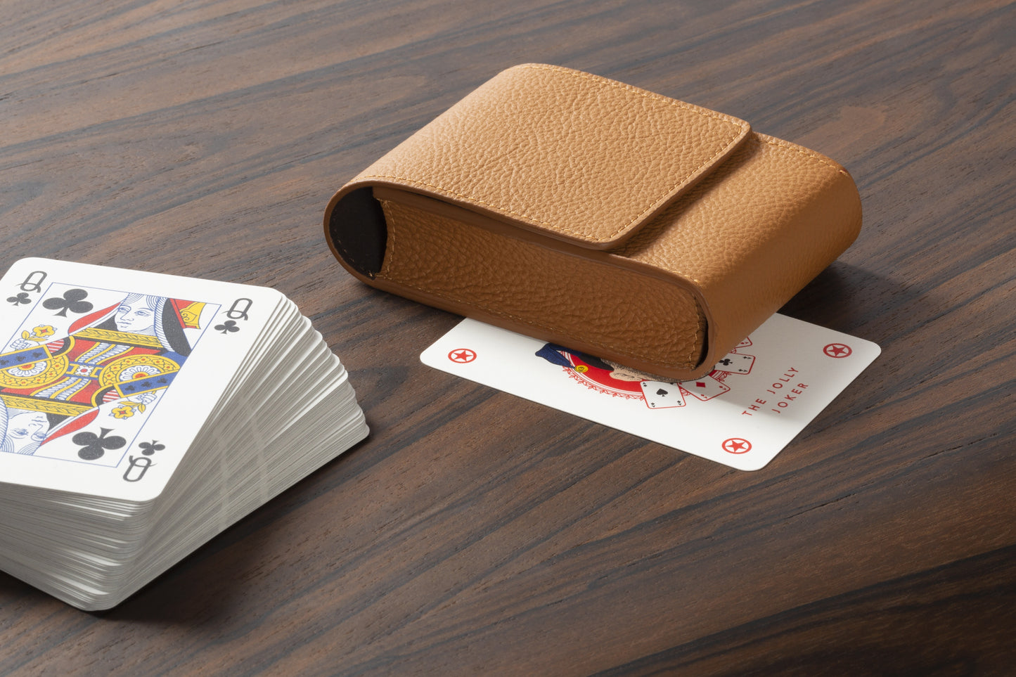 Giobagnara x Poltrona Frau Playing Card Leather Pochette | 2Jour Concierge, #1 luxury high-end gift & lifestyle shop