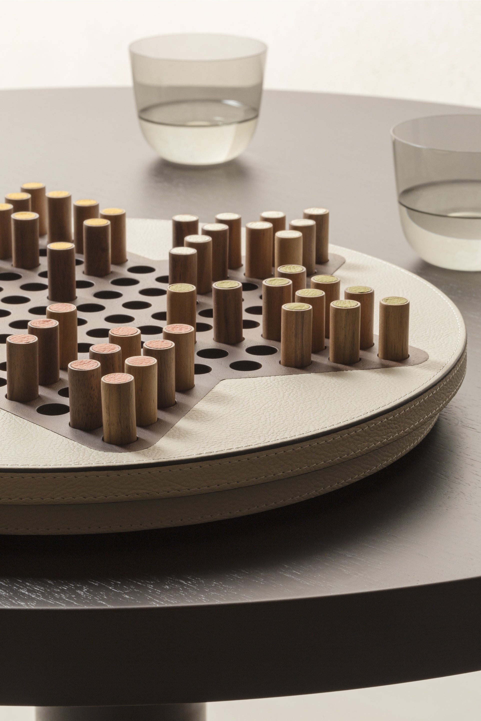 Giobagnara x Poltrona Frau Chinese Checkers | 2Jour Concierge, #1 luxury high-end gift & lifestyle shop