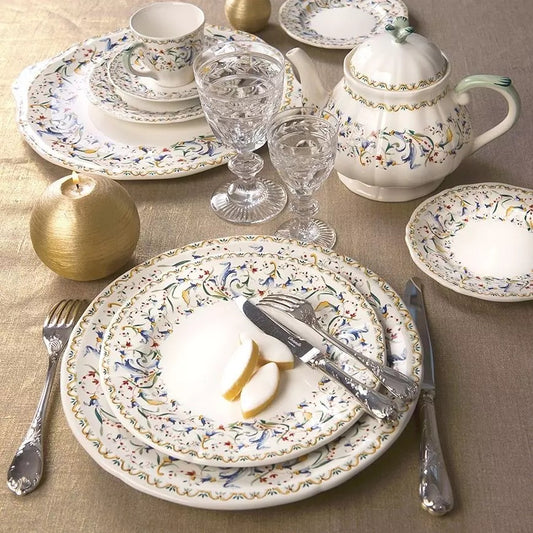 Gien Toscana dinner plates (set of 4) | Part of the Toscana collection by Gien | Crafted in fine faïence at the Faïencerie de Gien in the Loire Valley | Made in France | Dinner plate in classic Toscana motif, combining heritage craftsmanship and timeless design | Tableware & dinnerware | 2Jour Concierge, your luxury lifestyle shop