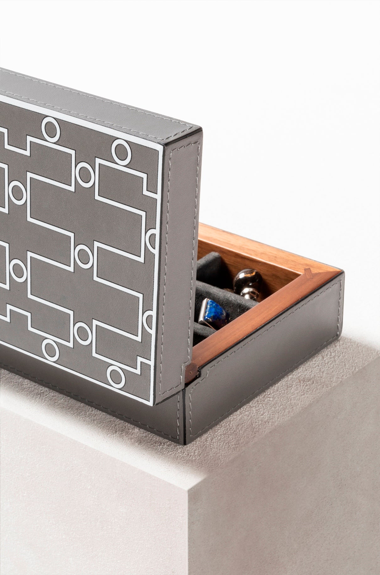 San Marco Cufflinks Box by Giobagnara | Leather-covered walnut case with walnut hinge | Features 12 inner partitions | Inspired by Venice’s iconic details, combining historic legacy with modernity | San Marco Collection | Home Decor and Accessories | 2Jour Concierge, your luxury lifestyle shop