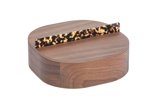 Riviere Dama Tortoise Square Rounded Box | Luxury Home Accessories, Elegant Decorative Boxes & Gift Items | 2Jour Concierge, #1 luxury high-end gift & lifestyle shop. Wood structure available in two finishes with tortoise shell acetate handles.