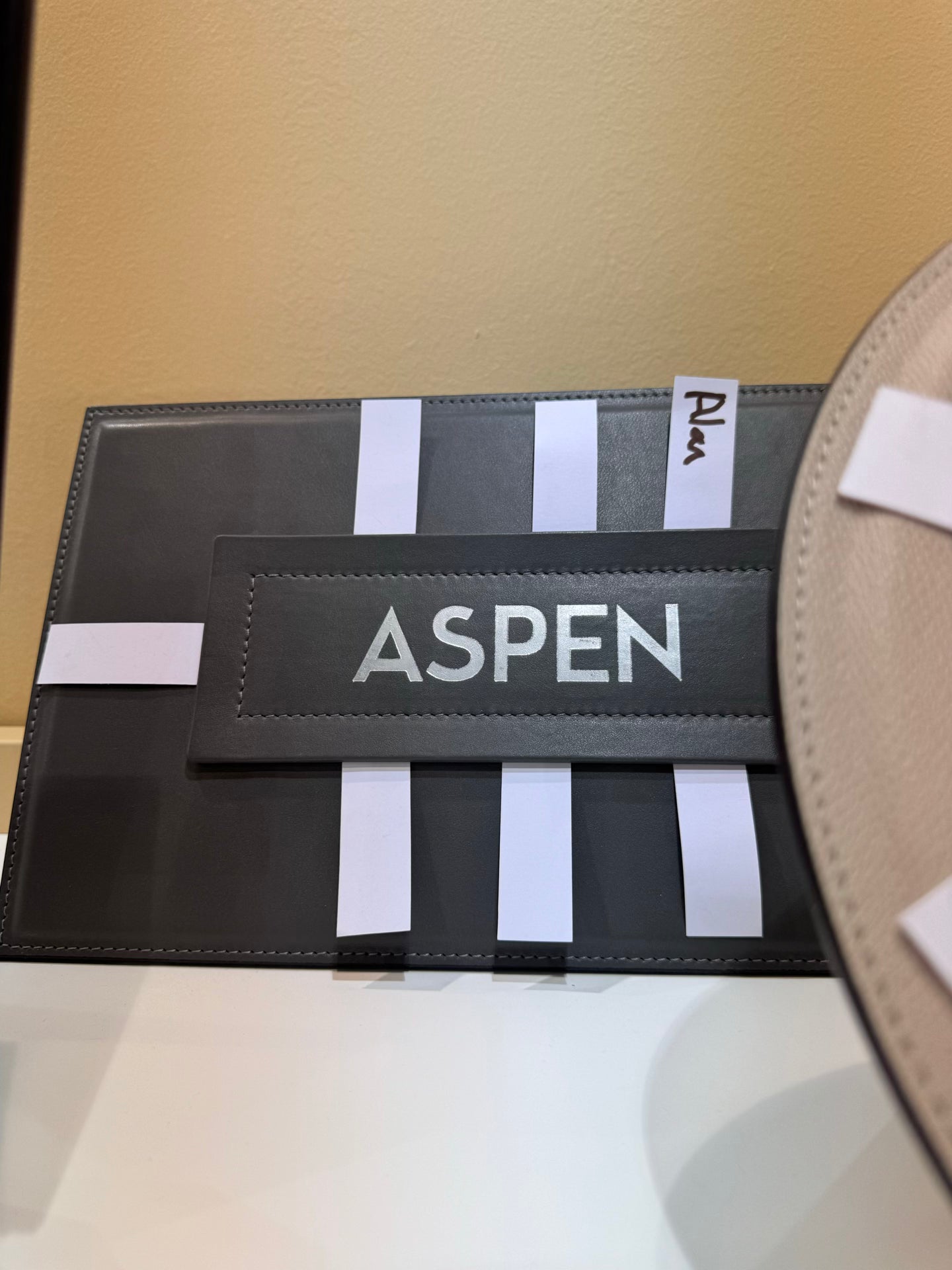 Giobagnara Aspen Leather Seating Chart | Elegant and Functional Design | Handwritten Guest Names on Cards for Proper Seating Arrangement | Perfect for Events and Gatherings | Explore a Range of Luxury Event Accessories at 2Jour Concierge, #1 luxury high-end gift & lifestyle shop