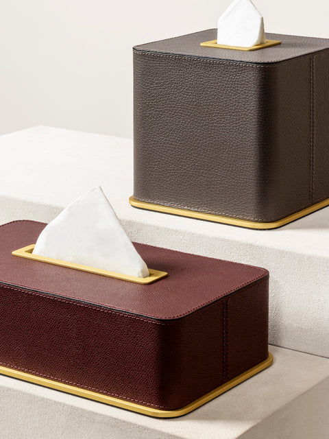 Giobagnara Polo | Tissue Holder: Leather with metal base and smooth finish, with non-slip waterproof rubber base | Bathroom / Tissue Holders | 2Jour Concierge, your luxury lifestyle shop | luxury interiors, hospitality décor, elegant living, designer home accessories, boutique hotels, refined lifestyle, yacht décor, office décor, executive interiors