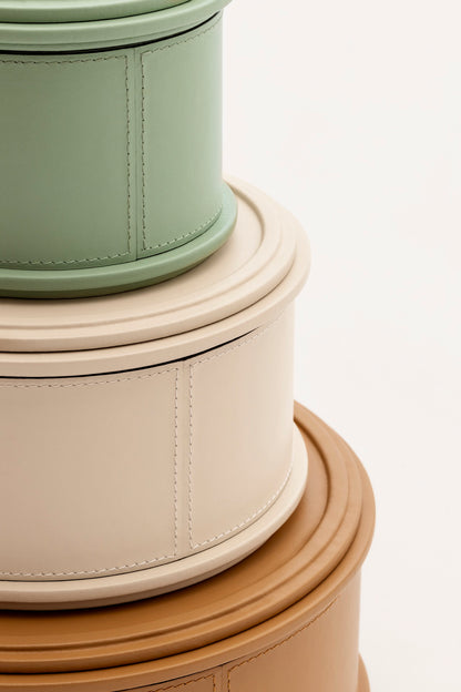 Giobagnara | Rolli Trinket Box: Leather-covered box with layered architectural profiles, monochrome and bicolor, in square, rectangular, long rectangular, and round forms | Decor | 2Jour Concierge, your luxury lifestyle shop | luxury trinket box, Giobagnara Rolli, architectural leather box, Italian designer box