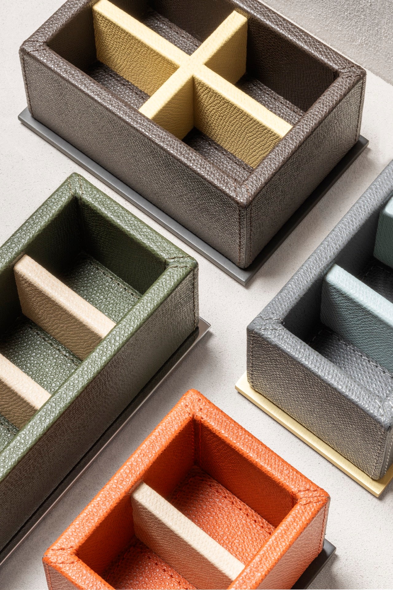 Firenze Leather-Covered Wood Sugar Packet Holder with Metal Base, Monochrome