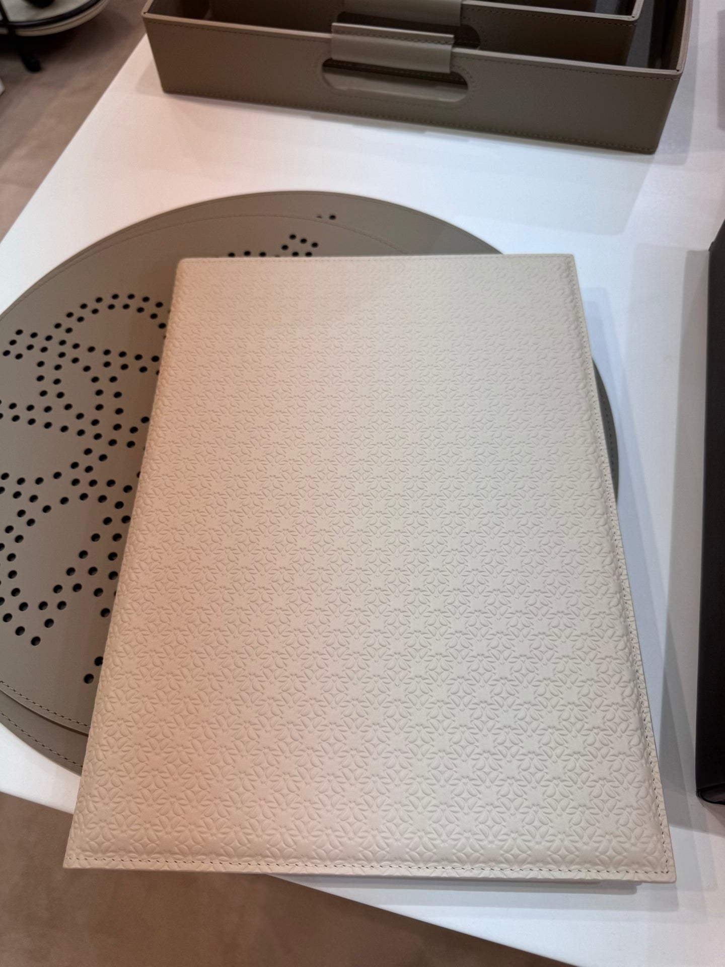 Giobagnara x Elie Saab Monogram Notepad Holder | Padded leather cover featuring the Elie Saab Monogram pattern and suede lining | Includes an elastic pencil holder with pen and a notepad with 70 ivory sheets | Available in small (A6), medium (A5), and large (A4) sizes | Office Accessories | 2Jour Concierge, your luxury lifestyle shop
